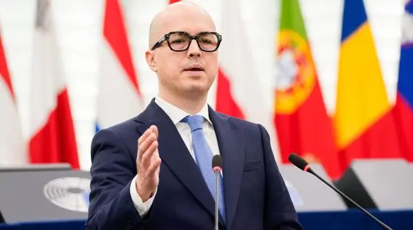Criza inteligenței artificiale în Europa: producție slabă și putere redusă de calcul