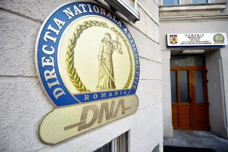 Fosta directoare a spitalului din Botoșani a recunoscut mita de 11.000 de euro