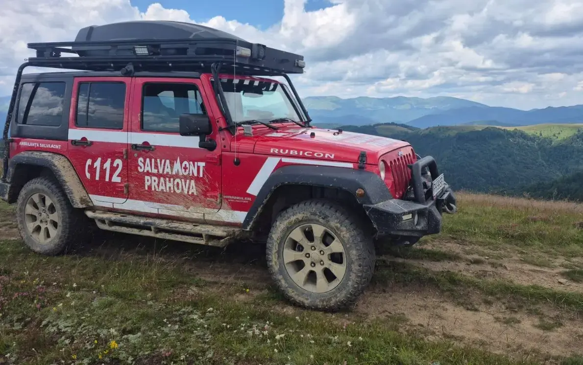 Turist de 42 de ani salvat cu elicopterul SMURD după accident pe traseul de mountain bike din Azuga