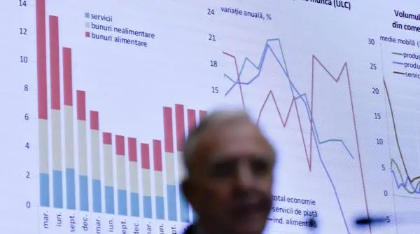 Euro la 5,34 lei, rezervele BNR în scădere: România așteaptă verdictul S&P