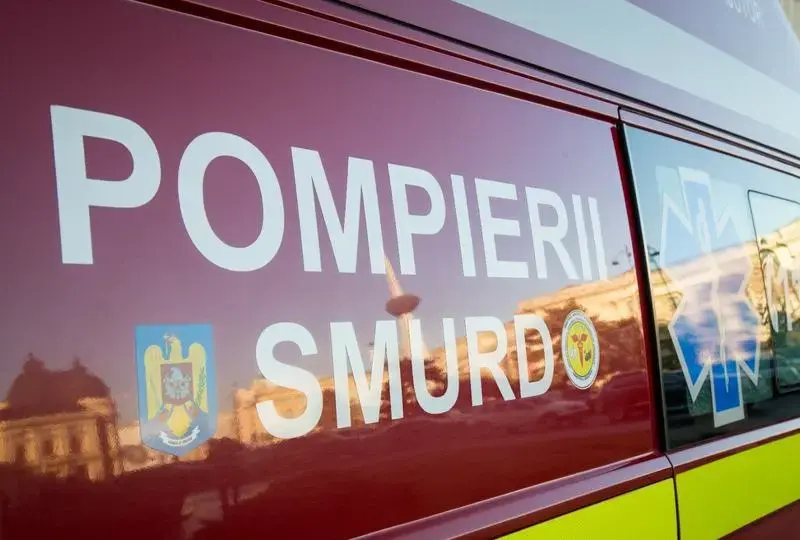 Incendiu total în Slatina: două vârstnice și o copilă la spital