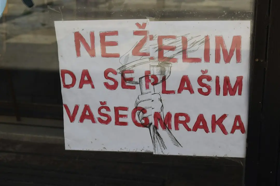Zelenski critică restricțiile Starlink, Musk susține că SUA sunt responsabile